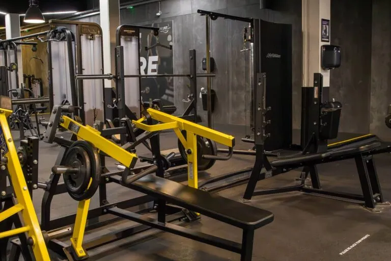 Pro Fit Gym Sportsschool Amsterdam Bench Machine