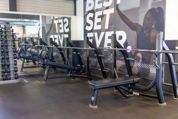 Pro Fit Gym Zwolle Stadshagen Benches